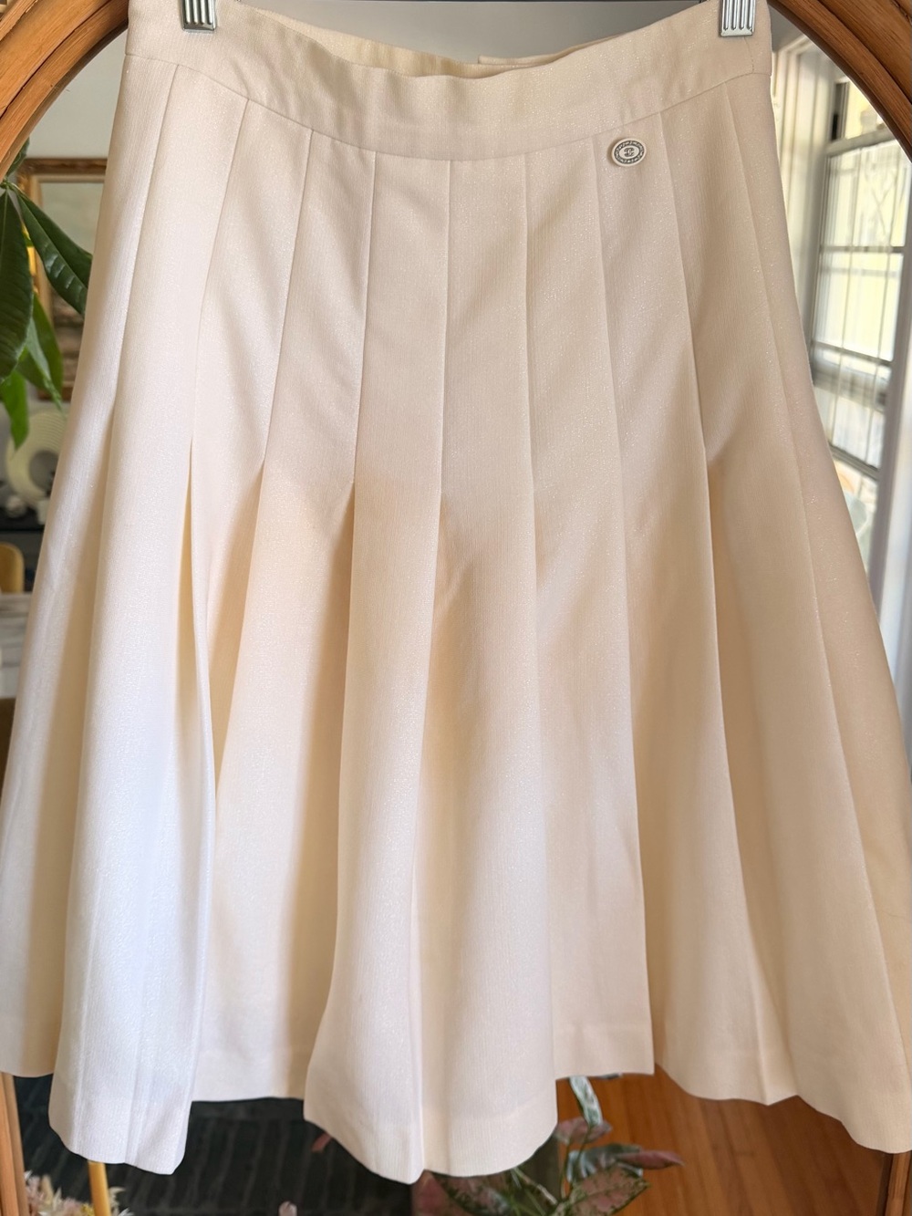 CHANEL Cream Pleated Circle Skirt